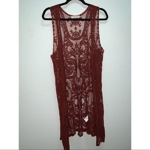 Nix & Nox- sleeveless cardigan